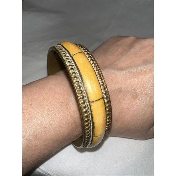 Vintage Brass‎ And Bakelite Bangle Bracelet - Picture 3 of 4